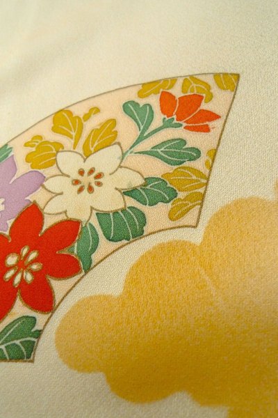 Photo12: O1002Z Vintage Japanese kimono Pale Ivory HOUMONGI formal for women / Silk. Flower (Grade C) (12)