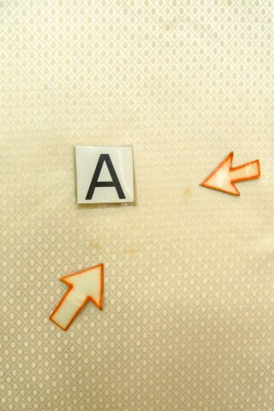 Photo17: O1003A Vintage Japanese kimono Shiny Ivory HOUMONGI formal for women / Silk. Flower (Grade C) (17)