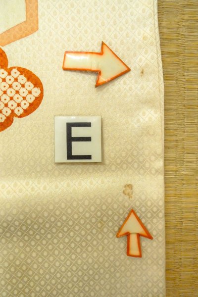 Photo21: O1003A Vintage Japanese kimono Shiny Ivory HOUMONGI formal for women / Silk. Flower (Grade C) (21)