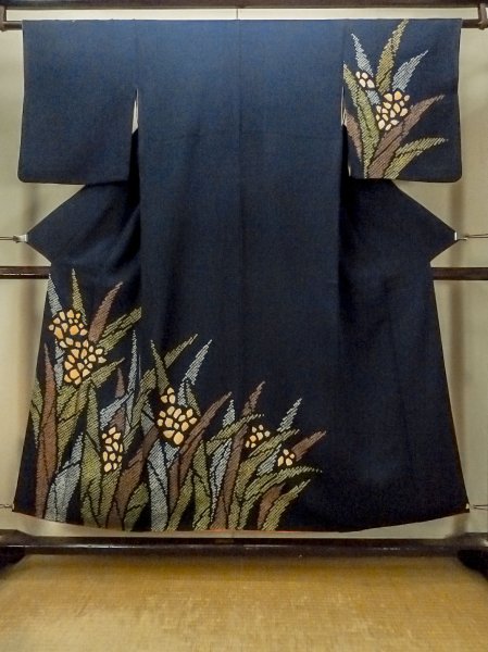 Photo1: O1003C Vintage Japanese kimono Dark Indigo Blue HOUMONGI formal for women / Silk. Flower (Grade C) (1)