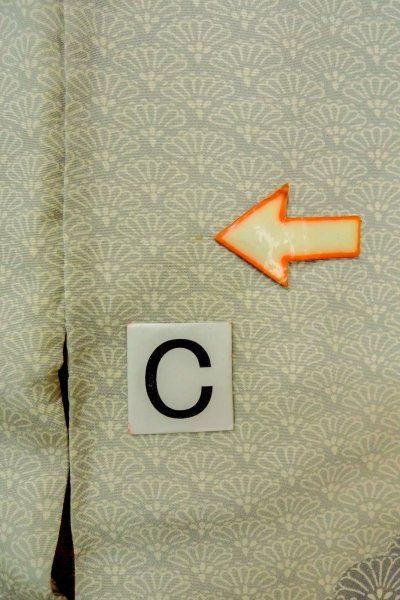 Photo17: O1003D Vintage Japanese kimono Pale Grayish Light Blue HOUMONGI formal for women / Silk. Chrysanthemum (Grade C) (17)