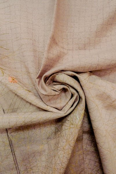 Photo12: O1003E Vintage Japanese kimono Pale Grayish Wisteria HOUMONGI formal for women / Silk. Flower (Grade C) (12)