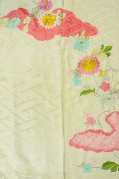 Photo5: O1003F Vintage Japanese kimono Shiny White FURISODE long-sleeved for women / Silk. Chrysanthemum (Grade C) (5)
