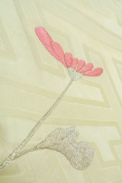 Photo13: O1003F Vintage Japanese kimono Shiny White FURISODE long-sleeved for women / Silk. Chrysanthemum (Grade C) (13)