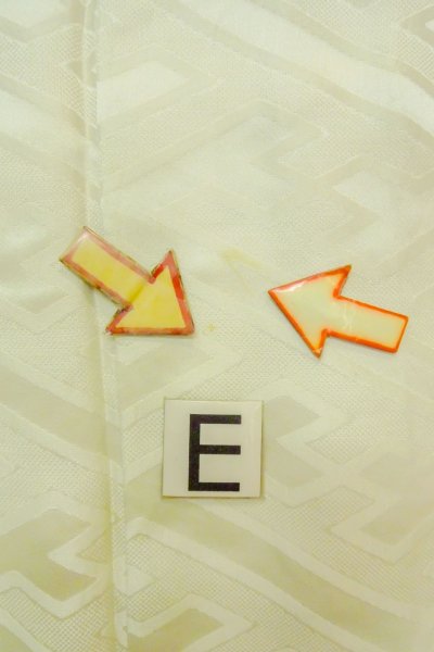 Photo25: O1003F Vintage Japanese kimono Shiny White FURISODE long-sleeved for women / Silk. Chrysanthemum (Grade C) (25)