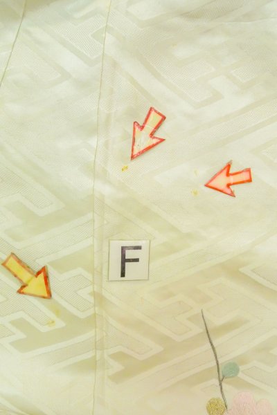 Photo26: O1003F Vintage Japanese kimono Shiny White FURISODE long-sleeved for women / Silk. Chrysanthemum (Grade C) (26)