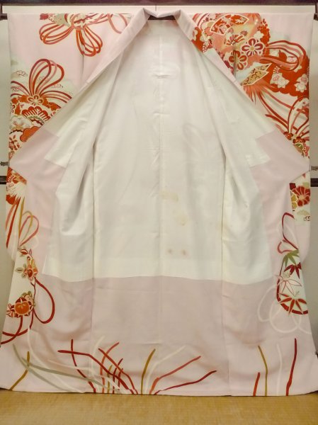 Photo4: O1105A Antique Japanese kimono Light Pink FURISODE long-sleeved for women / Silk. Peony, There is a design on the bottom of the lining. (Grade C) (4)