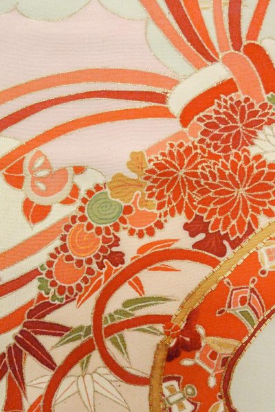 Photo20: O1105A Antique Japanese kimono Light Pink FURISODE long-sleeved for women / Silk. Peony, There is a design on the bottom of the lining. (Grade C) (20)