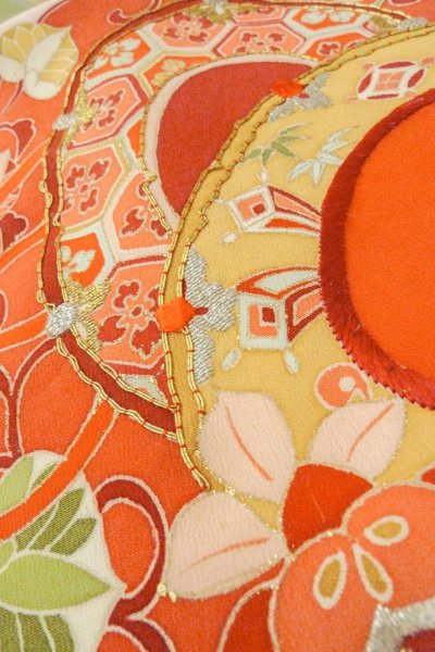 Photo28: O1105A Antique Japanese kimono Light Pink FURISODE long-sleeved for women / Silk. Peony, There is a design on the bottom of the lining. (Grade C) (28)