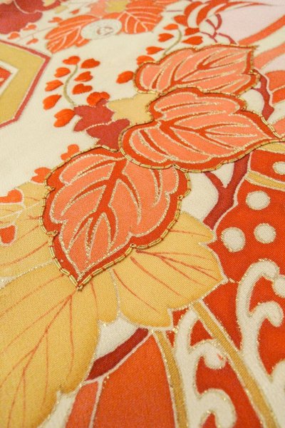 Photo29: O1105A Antique Japanese kimono Light Pink FURISODE long-sleeved for women / Silk. Peony, There is a design on the bottom of the lining. (Grade C) (29)