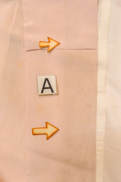 Photo33: O1105A Antique Japanese kimono Light Pink FURISODE long-sleeved for women / Silk. Peony, There is a design on the bottom of the lining. (Grade C) (33)