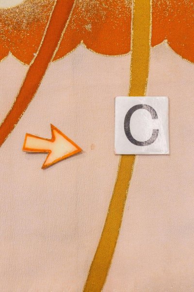 Photo35: O1105A Antique Japanese kimono Light Pink FURISODE long-sleeved for women / Silk. Peony, There is a design on the bottom of the lining. (Grade C) (35)