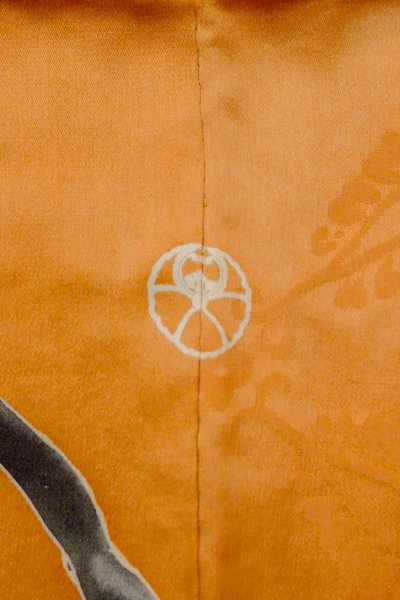 Photo5: O1105B Antique Japanese kimono Pale Orange FURISODE long-sleeved for women / Silk. Peony (Grade C) (5)