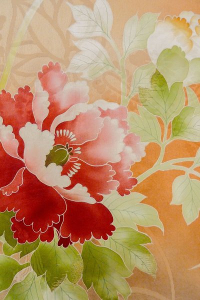 Photo13: O1105B Antique Japanese kimono Pale Orange FURISODE long-sleeved for women / Silk. Peony (Grade C) (13)