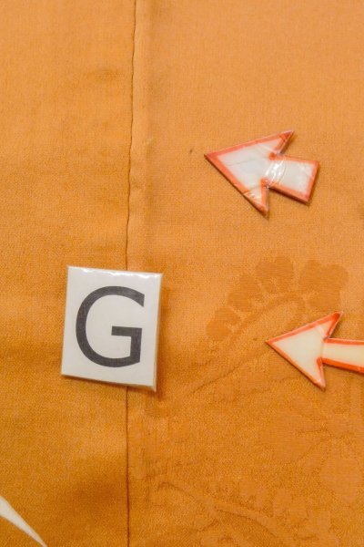 Photo33: O1105B Antique Japanese kimono Pale Orange FURISODE long-sleeved for women / Silk. Peony (Grade C) (33)