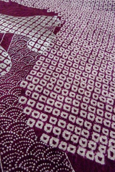 Photo18: O1126A Vintage Japanese kimono White FURISODE long-sleeved for women / Silk. Peony (Grade B) (18)