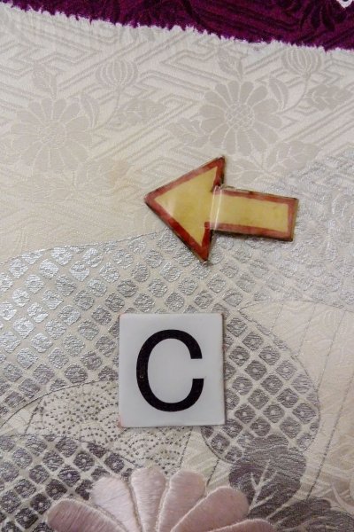 Photo27: O1126A Vintage Japanese kimono White FURISODE long-sleeved for women / Silk. Peony (Grade B) (27)