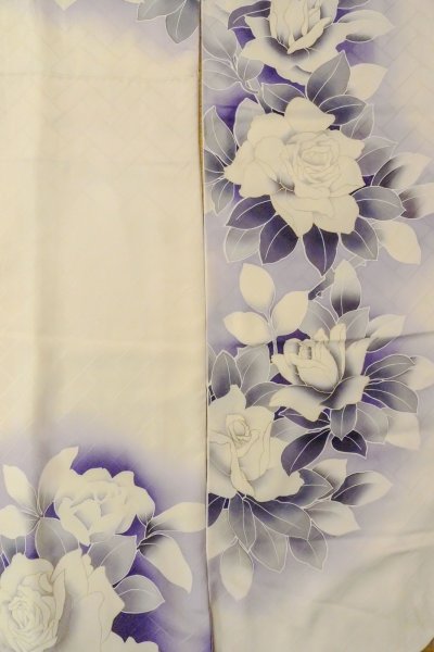 Photo8: O1126B Used Japanese kimono White FURISODE long-sleeved for women / Silk. Rose (Grade B) (8)