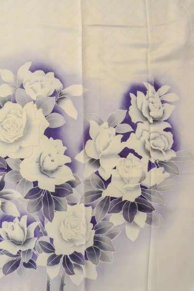 Photo10: O1126B Used Japanese kimono White FURISODE long-sleeved for women / Silk. Rose (Grade B) (10)