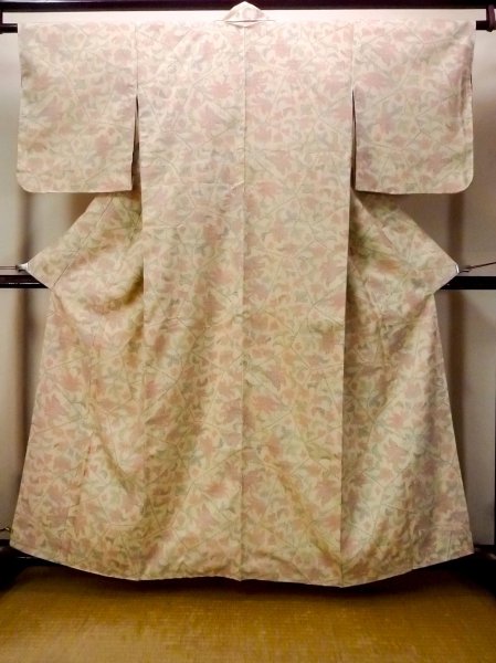 Photo1: Mint O1126D Vintage Japanese kimono Ivory TOKAMACHI-TSUMUGI for women / Silk. Flower (Grade A) (1)