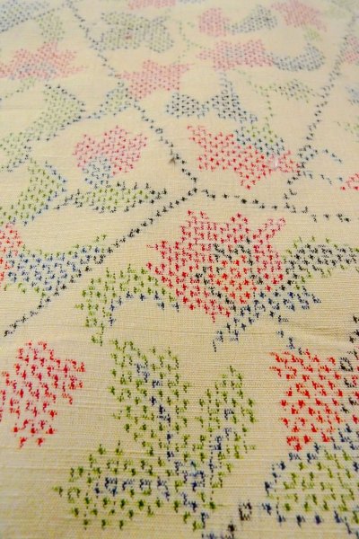 Photo9: Mint O1126D Vintage Japanese kimono Ivory TOKAMACHI-TSUMUGI for women / Silk. Flower (Grade A) (9)