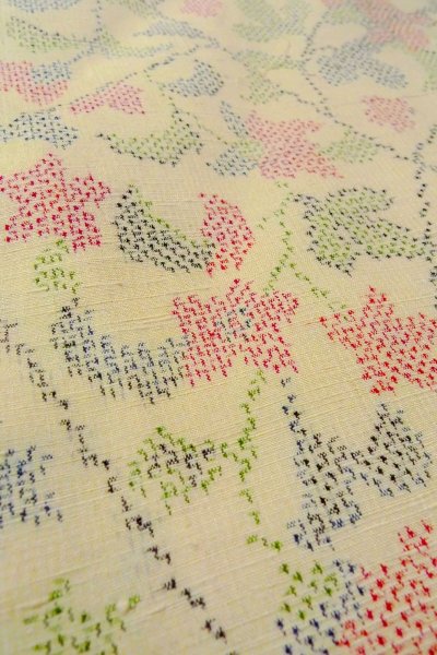 Photo10: Mint O1126D Vintage Japanese kimono Ivory TOKAMACHI-TSUMUGI for women / Silk. Flower (Grade A) (10)