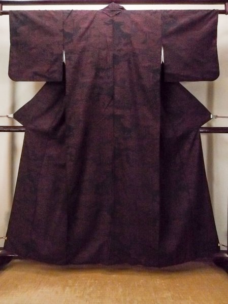 Photo1: O1126F Vintage Japanese kimono Black TSUMUGI pongee for women / Silk. Chrysanthemum (Grade C) (1)