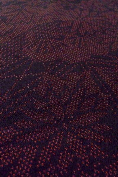 Photo10: O1126F Vintage Japanese kimono Black TSUMUGI pongee for women / Silk. Chrysanthemum (Grade C) (10)