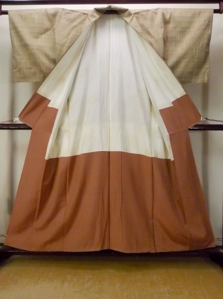 Photo2: Mint O1126I Vintage Japanese kimono Pale Greenish Brown TSUMUGI pongee for women / Silk. Plaid Checks (Grade A) (2)