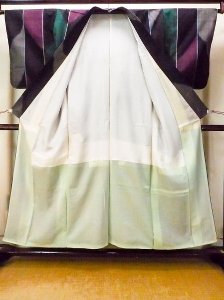 Photo2: O1126O Antique Japanese kimono Dark Multi Color TSUMUGI pongee for women / Silk. Stripes (Grade B) (2)