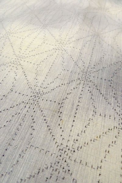 Photo8: O1126P Vintage Japanese kimono Light Gray TOKAMACHI-TSUMUGI for women / Silk. Dot (Grade C) (8)