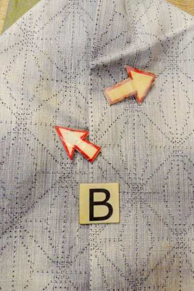 Photo15: O1126P Vintage Japanese kimono Light Gray TOKAMACHI-TSUMUGI for women / Silk. Dot (Grade C) (15)