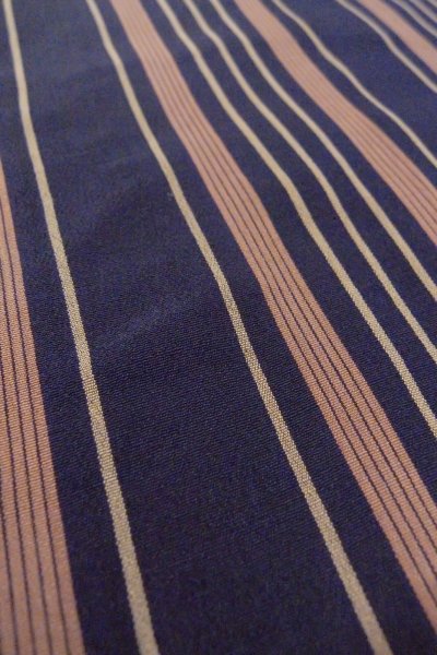 Photo10: O1126Q Antique Japanese kimono Indigo Blue ORI woven for women / Silk. Stripes (Grade D) (10)