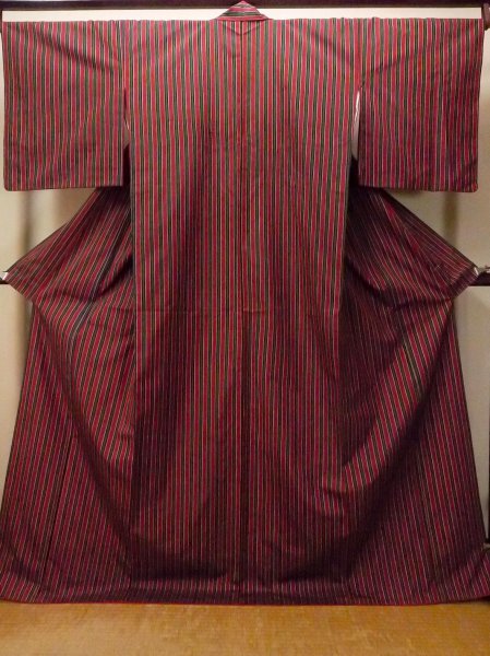 Photo1: O1126R Vintage Japanese kimono Dark Red TSUMUGI pongee for women / Silk. Stripes (Grade B) (1)