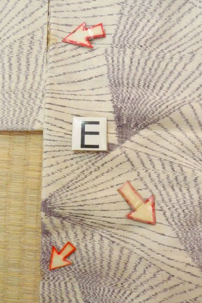 Photo18: O1126S Vintage Japanese kimono Ivory TSUMUGI pongee for women / Silk. Line (Grade C) (18)