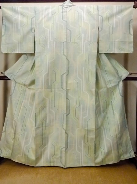 Photo1: O1126U Vintage Japanese kimono Pale Yellowish Green TSUMUGI pongee for women / Silk. Cross (Grade B) (1)