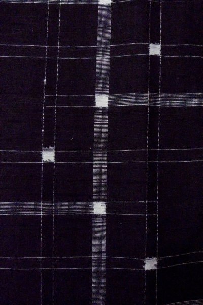 Photo5: O1126W Vintage Japanese kimono Black TSUMUGI pongee for women / Silk. Plaid Checks (Grade B) (5)
