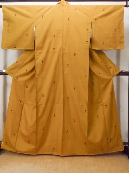 Photo1: Mint O1126X Used Japanese kimono Dark Yellow TSUMUGI pongee for women / Silk. Flower (Grade A) (1)
