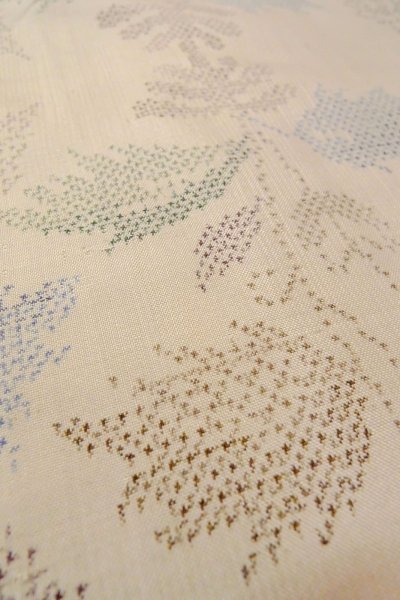 Photo10: O1126Y Vintage Japanese kimono Off White TSUMUGI pongee for women / Silk. Cross (Grade B) (10)