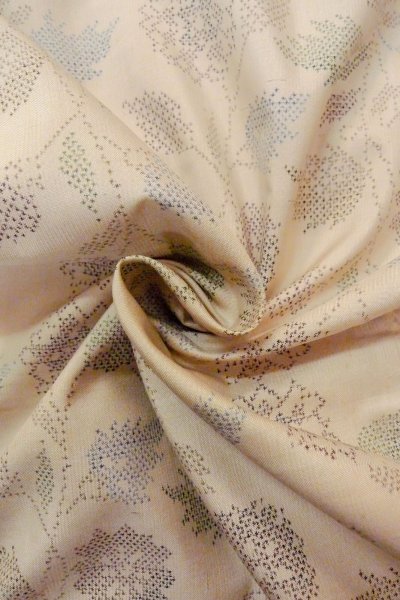 Photo12: O1126Y Vintage Japanese kimono Off White TSUMUGI pongee for women / Silk. Cross (Grade B) (12)
