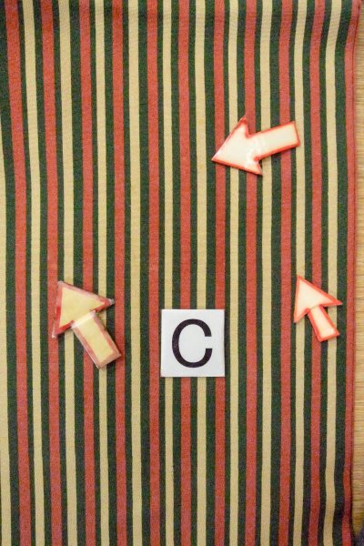 Photo16: O1127D Vintage Japanese kimono Green KOMON dyed for women / Silk. Stripes (Grade B) (16)