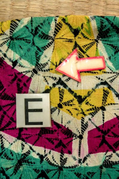 Photo19: O1205C Antique Japanese kimono Vivid Teal HAORI short jacket for women / Silk. Wheel, The thread is partially loose. (Grade D) (19)