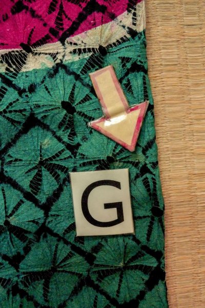 Photo21: O1205C Antique Japanese kimono Vivid Teal HAORI short jacket for women / Silk. Wheel, The thread is partially loose. (Grade D) (21)