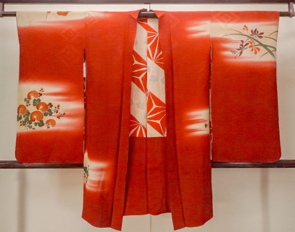 Photo1: O1205D Antique Japanese kimono Vivid Red HAORI short jacket for women / Silk. Chrysanthemum, Aging deterioration. The thread is partially loose. (Grade D) (1)