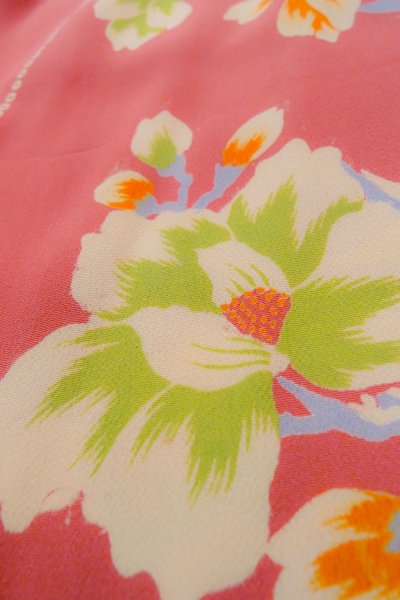 Photo9: O1205E Antique Japanese kimono Vivid Pink HAORI short jacket for women / Silk. Crematis, Japanese ball patterns. (Grade D) (9)