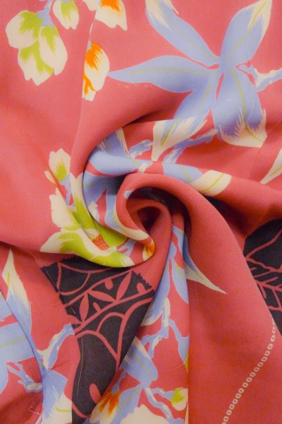 Photo12: O1205E Antique Japanese kimono Vivid Pink HAORI short jacket for women / Silk. Crematis, Japanese ball patterns. (Grade D) (12)