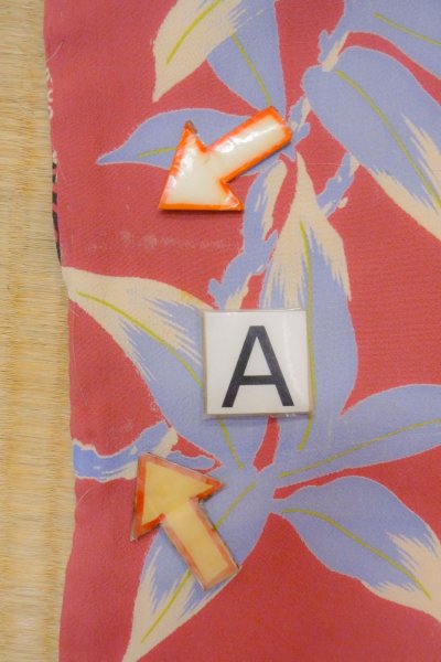 Photo15: O1205E Antique Japanese kimono Vivid Pink HAORI short jacket for women / Silk. Crematis, Japanese ball patterns. (Grade D) (15)