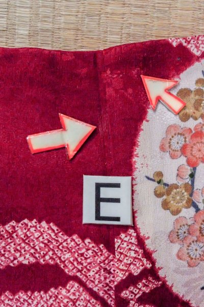 Photo20: O1205F Antique Japanese kimono Red HAORI short jacket for women / Silk. Peony (Grade C) (20)