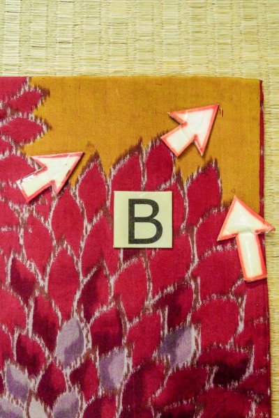 Photo17: O1205J Antique Japanese kimono Dark Red HAORI short jacket for women / Silk. Flower (Grade C) (17)