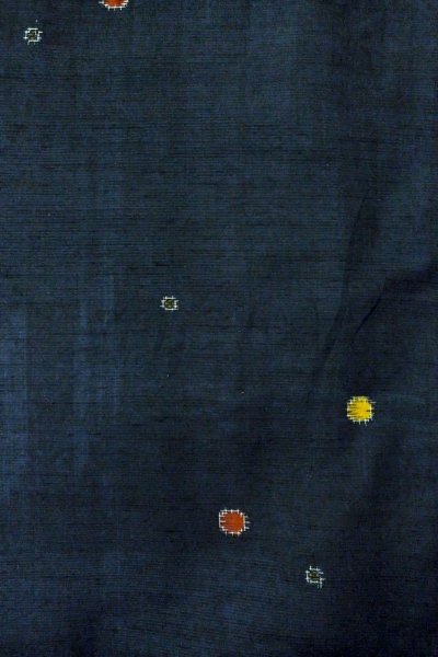 Photo4: O1209C Vintage Japanese kimono Dark Navy Blue TSUMUGI pongee for women / Silk. Abstract pattern (Grade B) (4)